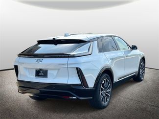 New 2025 Cadillac Lyriq Sport video 2