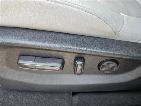 Used 2022 Honda CR-V EX-L image 18