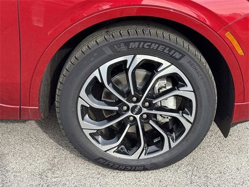 New 2026 Lincoln Nautilus Reserve image 9