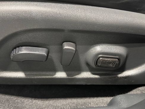 Used 2024 Nissan Murano SV AWD/4WD image 11