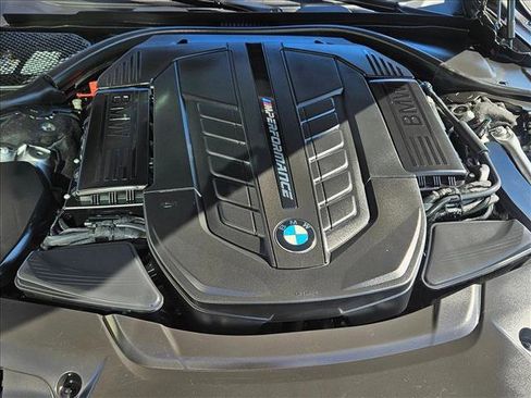 Used 2020 BMW M760i xDrive w/ Luxury Rear Seating Package image 23