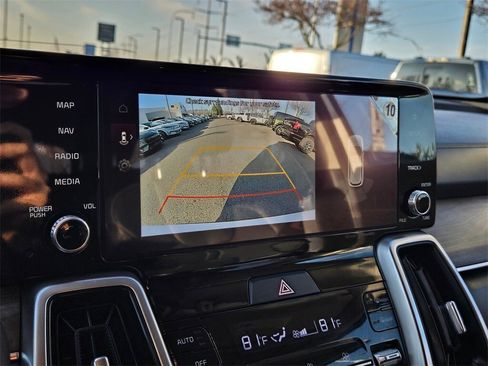 Used 2023 Kia Sorento S w/ Panoramic Sunroof Package image 16