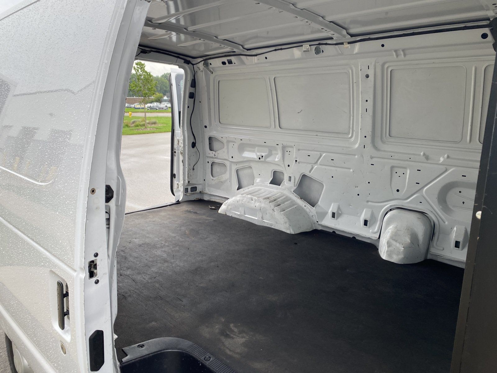 Used 2007 Ford E-250 and Econoline 250 RWD image 7