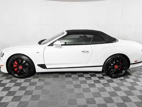Used 2021 Bentley Continental GT image 38