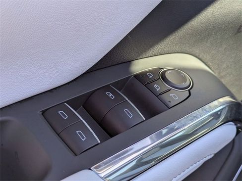 New 2026 Chevrolet Traverse High Country image 9