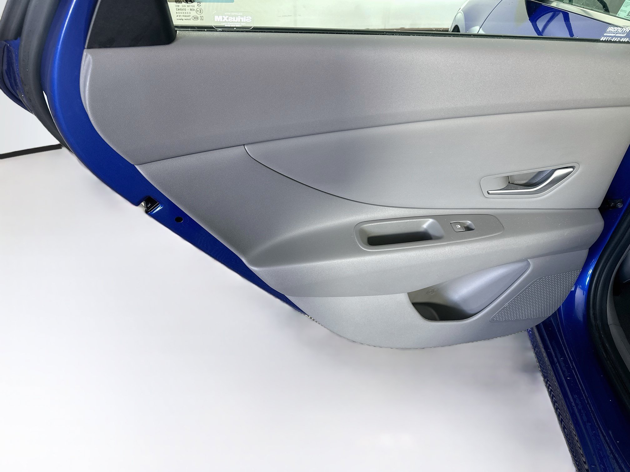 Used 2025 Hyundai Elantra SEL FWD image 28
