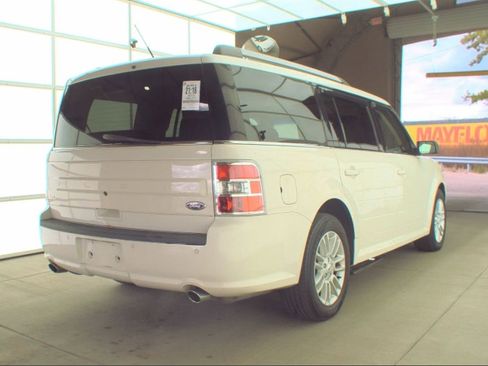 Used 2013 Ford Flex SEL image 4