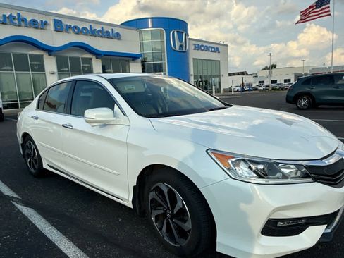 Used 2016 Honda Accord EX-L image 3