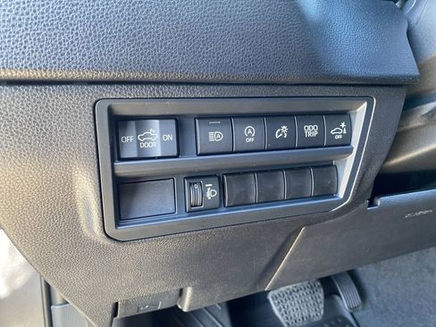 New 2026 Toyota Tundra SR5 image 12