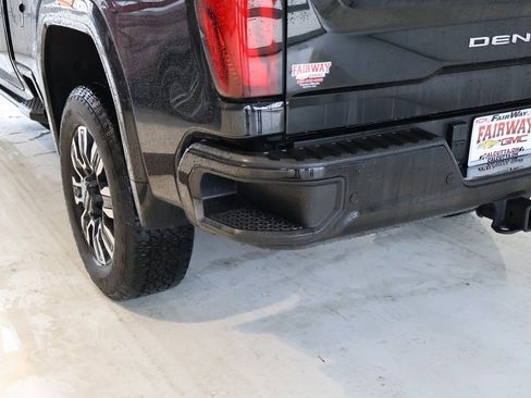 Certified 2025 GMC Sierra 2500 Denali Ultimate image 31