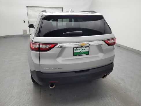 Used 2021 Chevrolet Traverse LT w/ LPO, Cargo Package AWD/4WD image 6