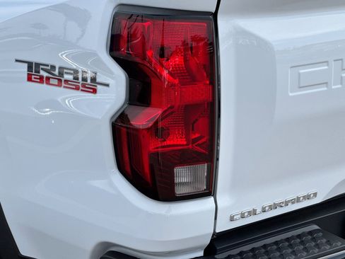 New 2025 Chevrolet Colorado Trail Boss w/ Midnight Edition image 26