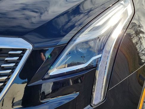 Certified 2023 Cadillac XT5 Luxury image 12