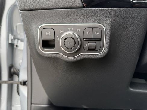 Certified 2026 Mercedes-Benz GLA 250 4MATIC image 32