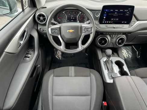 Used 2024 Chevrolet Blazer LT w/ Convenience Package image 15
