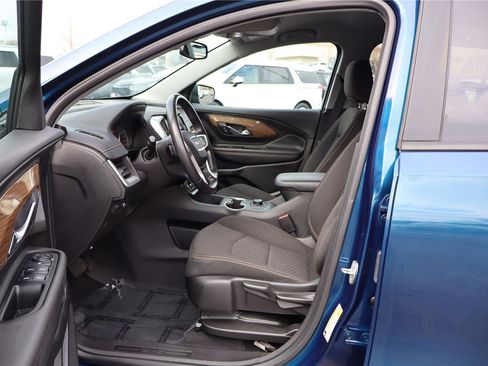 Used 2021 GMC Terrain SLE image 15