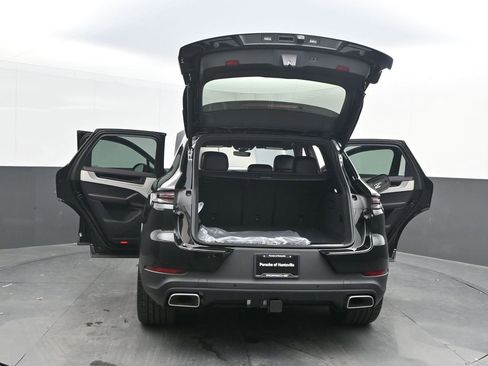 New 2026 Porsche Cayenne image 46