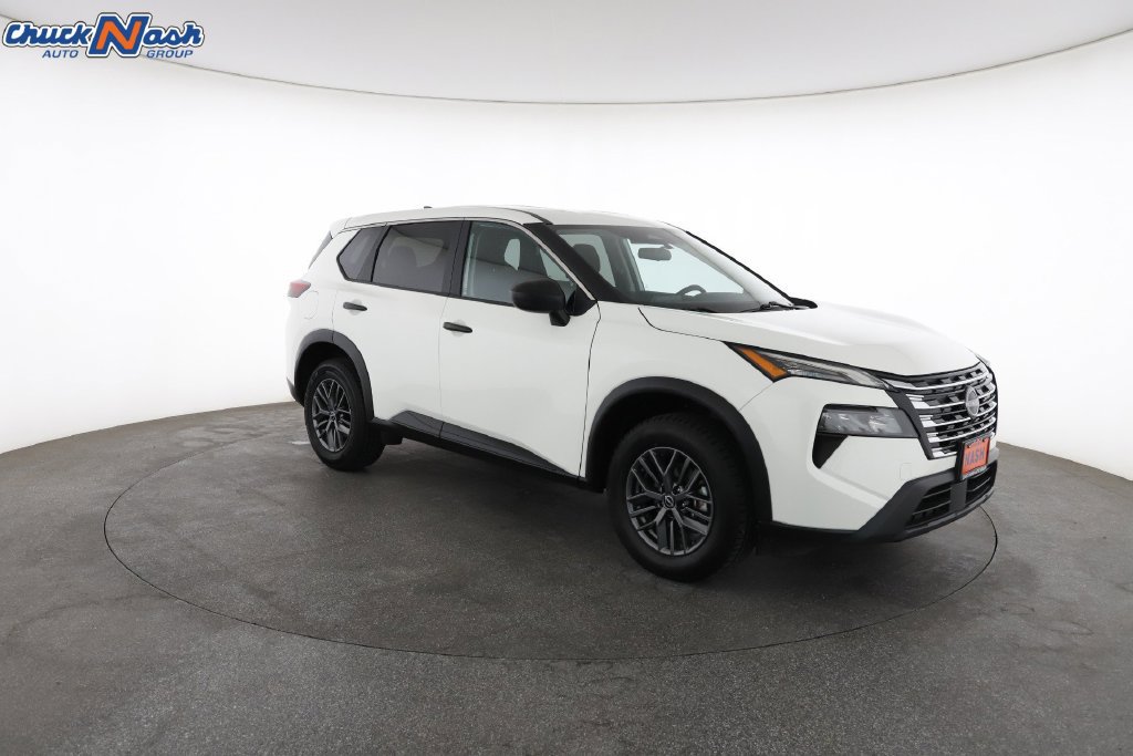 Used 2024 Nissan Rogue S FWD image 2