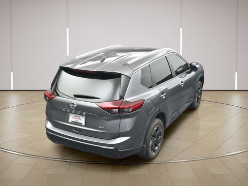 Certified 2024 Nissan Rogue SV w/ SV Premium Package FWD image 32