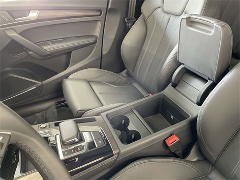 Used 2025 Audi Q5 2.0T Premium Plus image 25