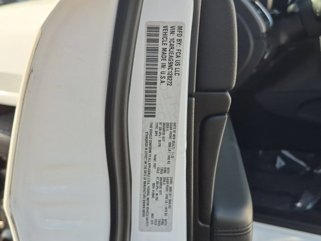 Used 2022 Jeep Grand Cherokee Laredo X RWD image 35