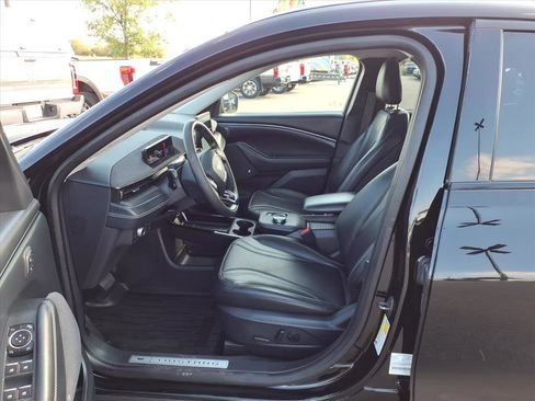 Certified 2021 Ford Mustang Mach-E Premium image 11