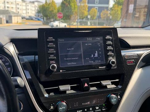 Used 2021 Toyota Camry SE Hybrid FWD image 27