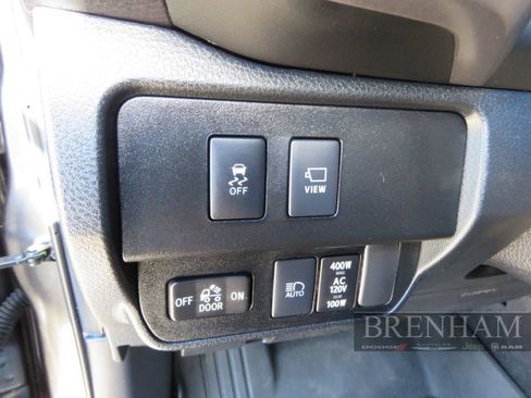 Used 2022 Toyota Tacoma Limited w/ Nightshade Package image 15