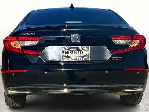 Used 2021 Honda Accord Touring image 6