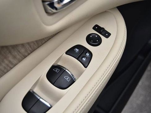 Certified 2022 Nissan Murano SL w/ SL Moonroof Package image 9