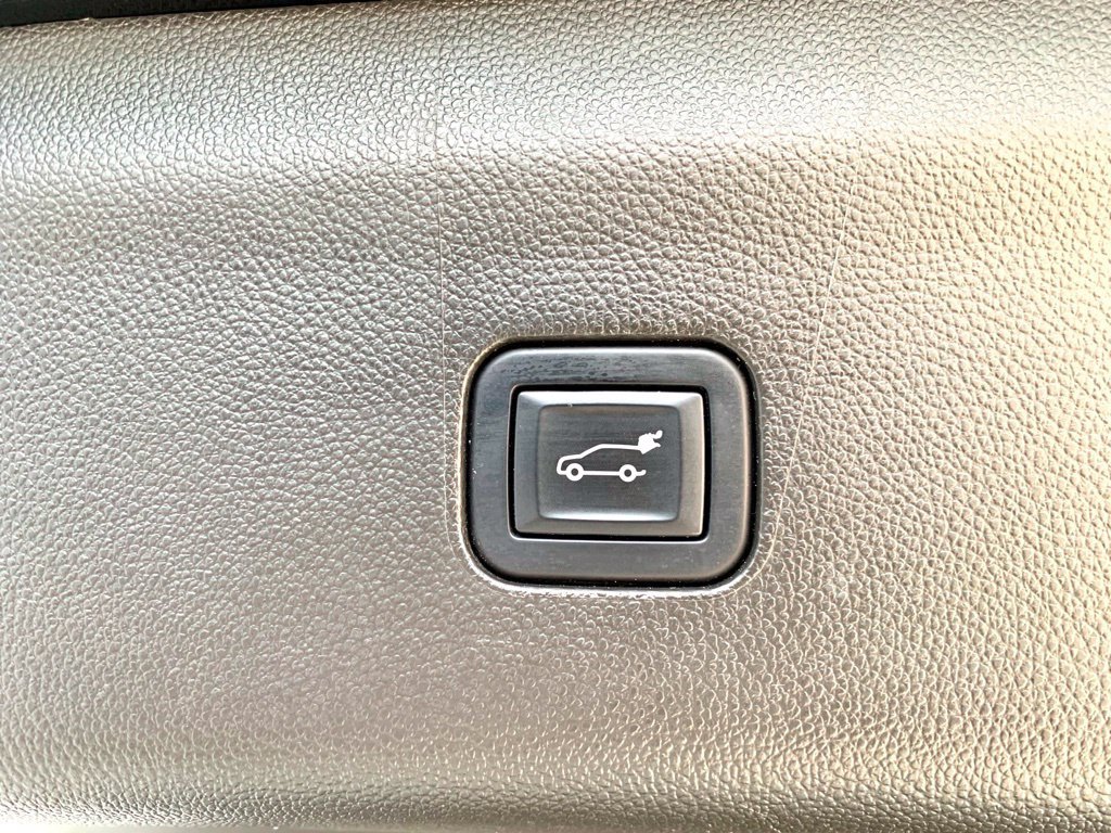 Used 2022 Buick Enclave Premium w/ Experience Buick Package FWD image 25