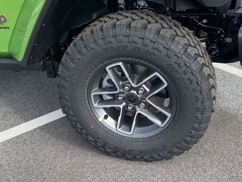 New 2026 Jeep Gladiator Mojave image 11