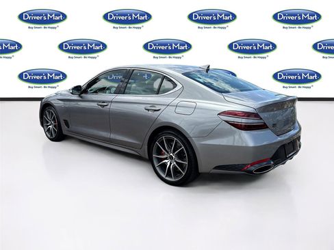 Used 2025 Genesis G70 2.5T RWD image 5