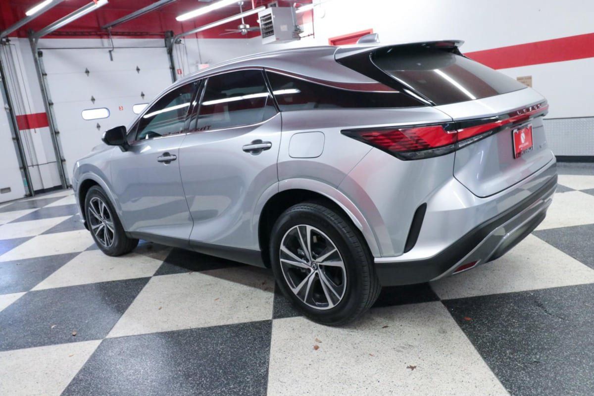 Used 2023 Lexus RX 350 Premium w/ Accessory Package (Z1) FWD image 6