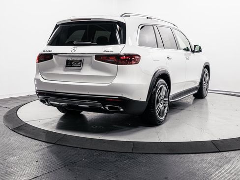 Certified 2026 Mercedes-Benz GLS 450 4MATIC image 37