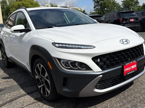 Used 2023 Hyundai Kona Limited AWD/4WD image 13