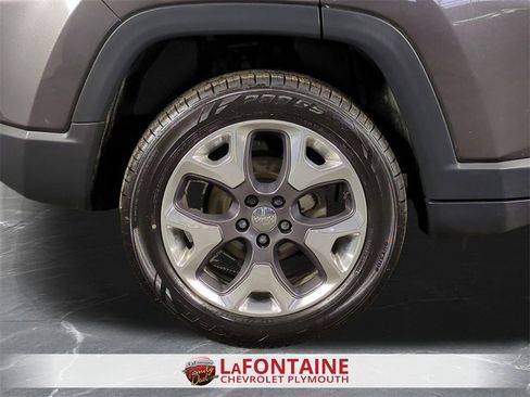 Used 2019 Jeep Compass Limited image 29