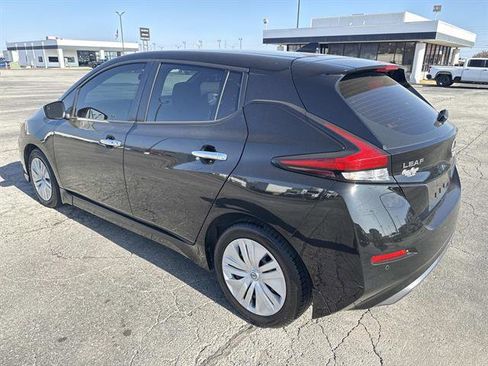 Used 2023 Nissan Leaf S image 6