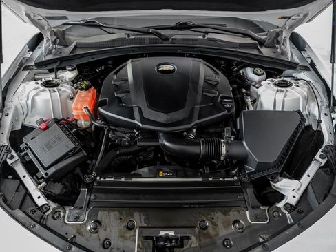 Used 2023 Chevrolet Camaro LT RWD image 43