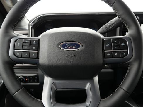 New 2026 Ford F250 Lariat w/ Black Appearance Package AWD/4WD image 24