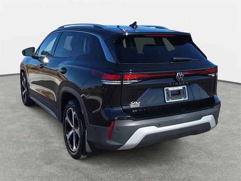 New 2026 Volkswagen Tiguan SE image 7