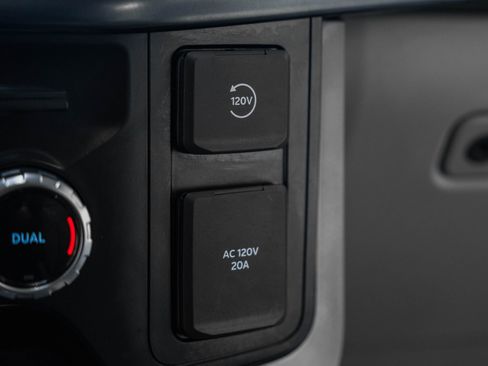 Certified 2023 Ford F150 Limited image 35