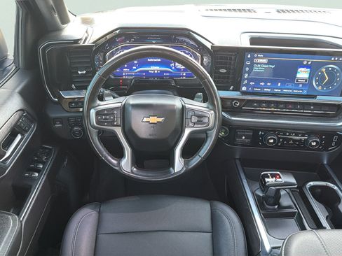Used 2023 Chevrolet Silverado 1500 LTZ w/ LTZ Premium Package AWD/4WD image 11