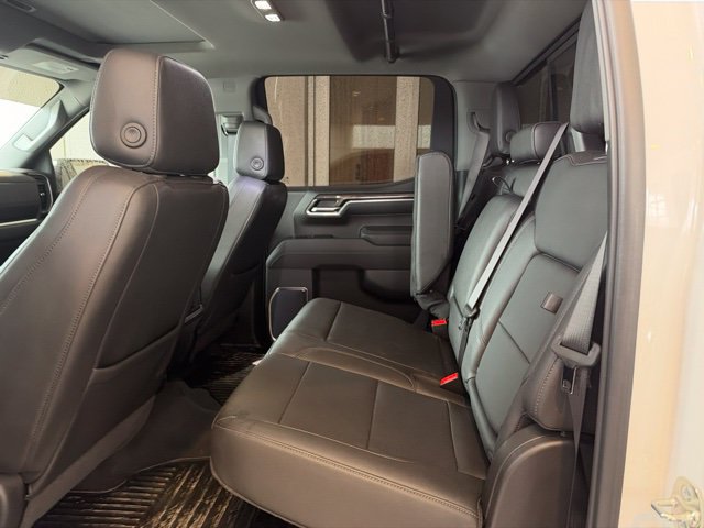 Used 2025 Chevrolet Silverado 1500 LTZ w/ LTZ Premium Texas Edition RWD image 8