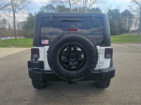 Used 2017 Jeep Wrangler Willys Wheeler image 7