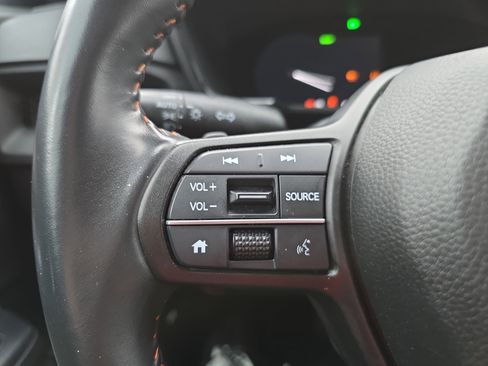 Used 2023 Honda CR-V Sport image 16