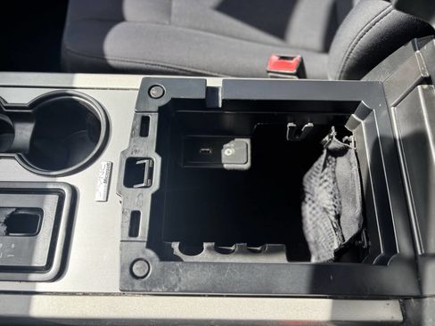 Used 2015 Ford Expedition EL XLT image 22