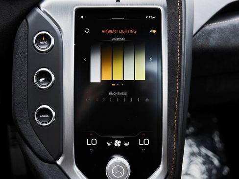 Used 2024 McLaren 750S image 68