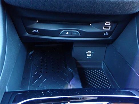 New 2026 Chrysler Pacifica Pinnacle image 24