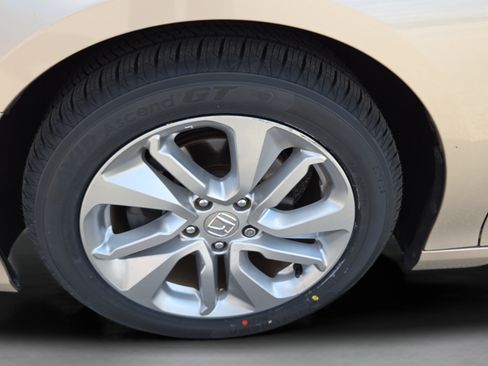 Certified 2020 Honda Accord LX image 37